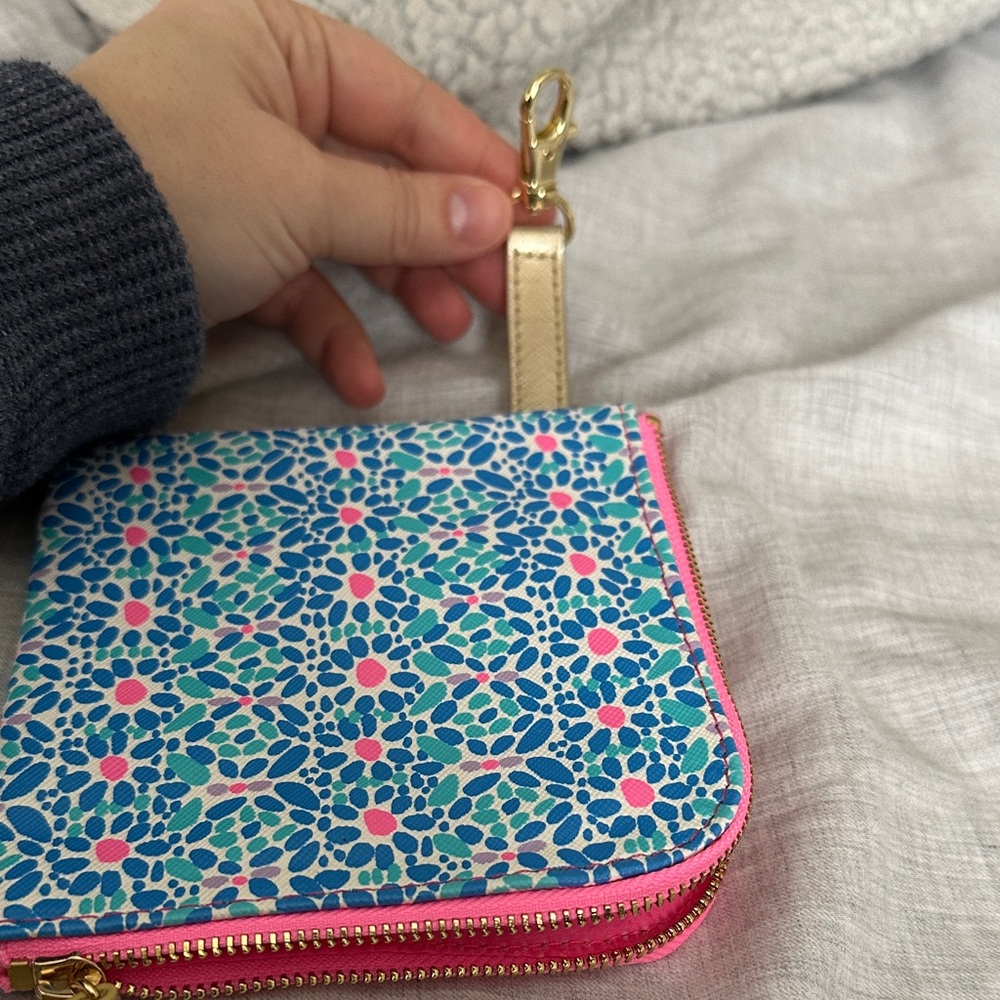 Lilly Pulitzer Blue and Pink Key & Card Holder - Picture 3 of 3